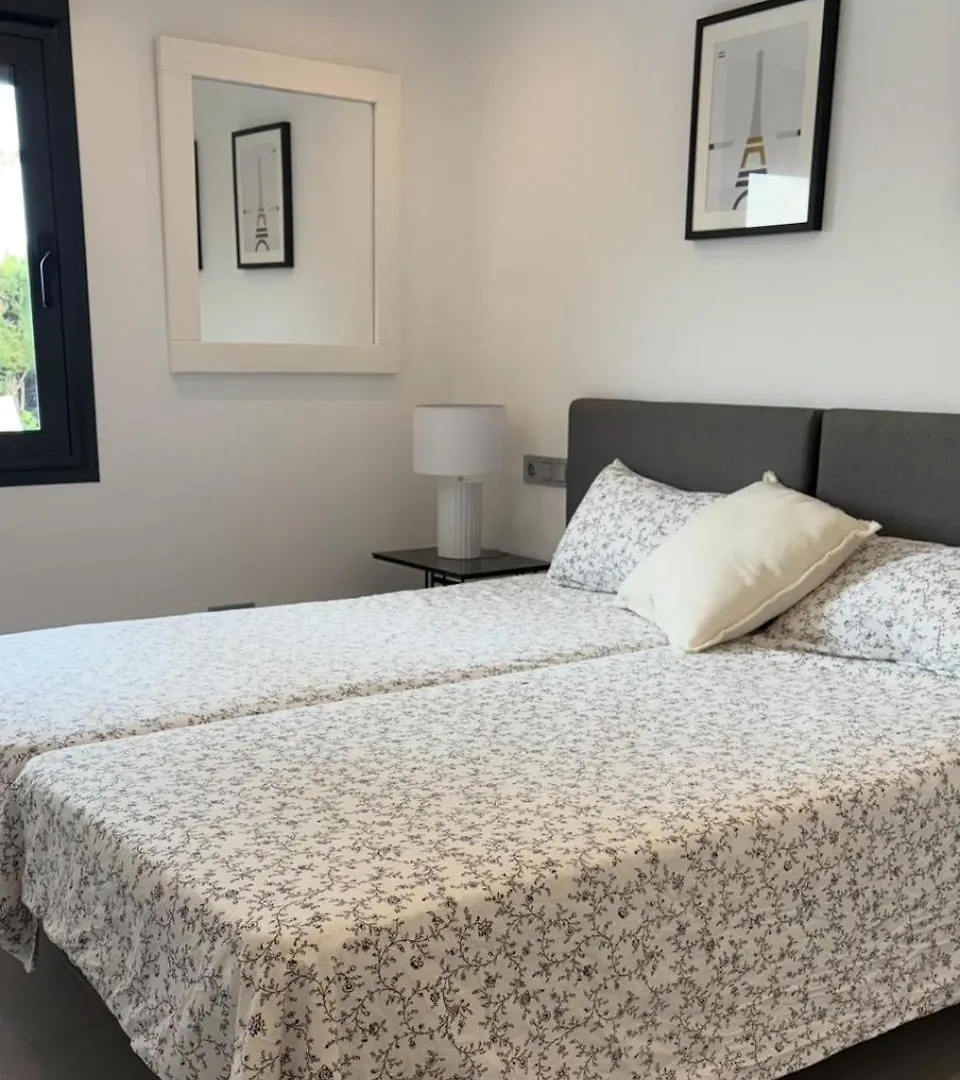Villa Angelique, 5 Bdr With Private Pool In Puerto Banus Marbella 0*,